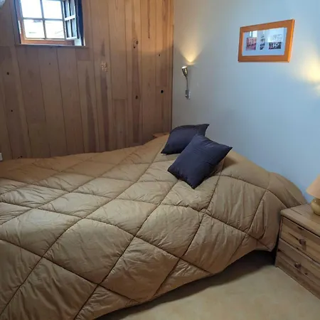 Relais De La Vallee De L'ource *